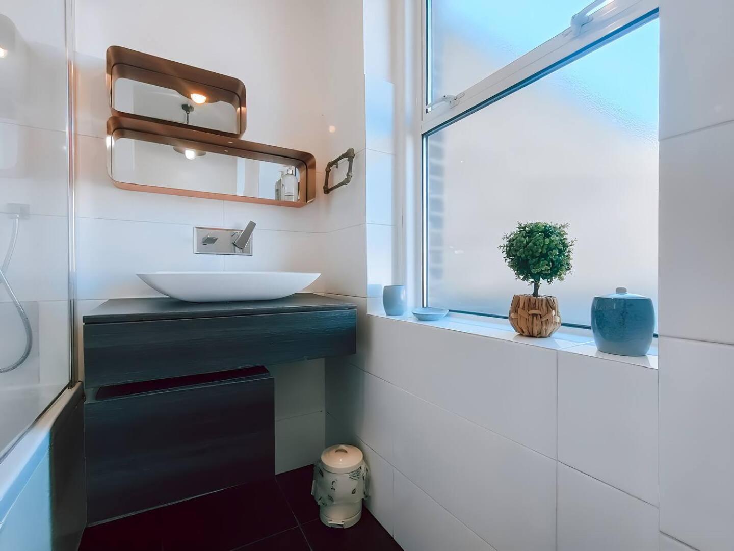 The Twickenham Apartment Near Strawberry Hill Ngoại thất bức ảnh