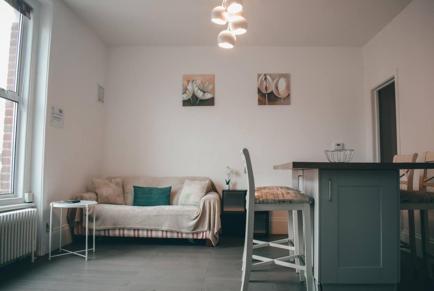 The Twickenham Apartment Near Strawberry Hill Ngoại thất bức ảnh